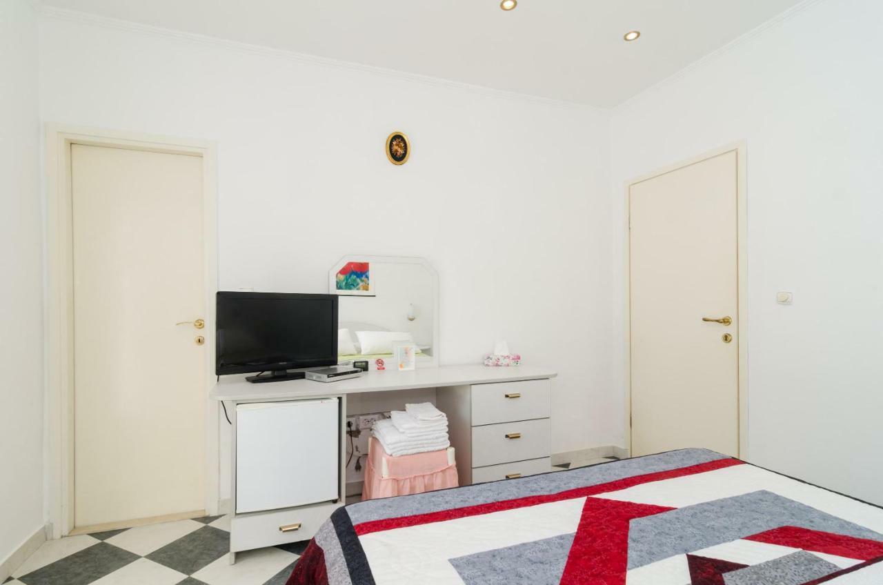 Wisteria Apartment Дубровник Екстериор снимка