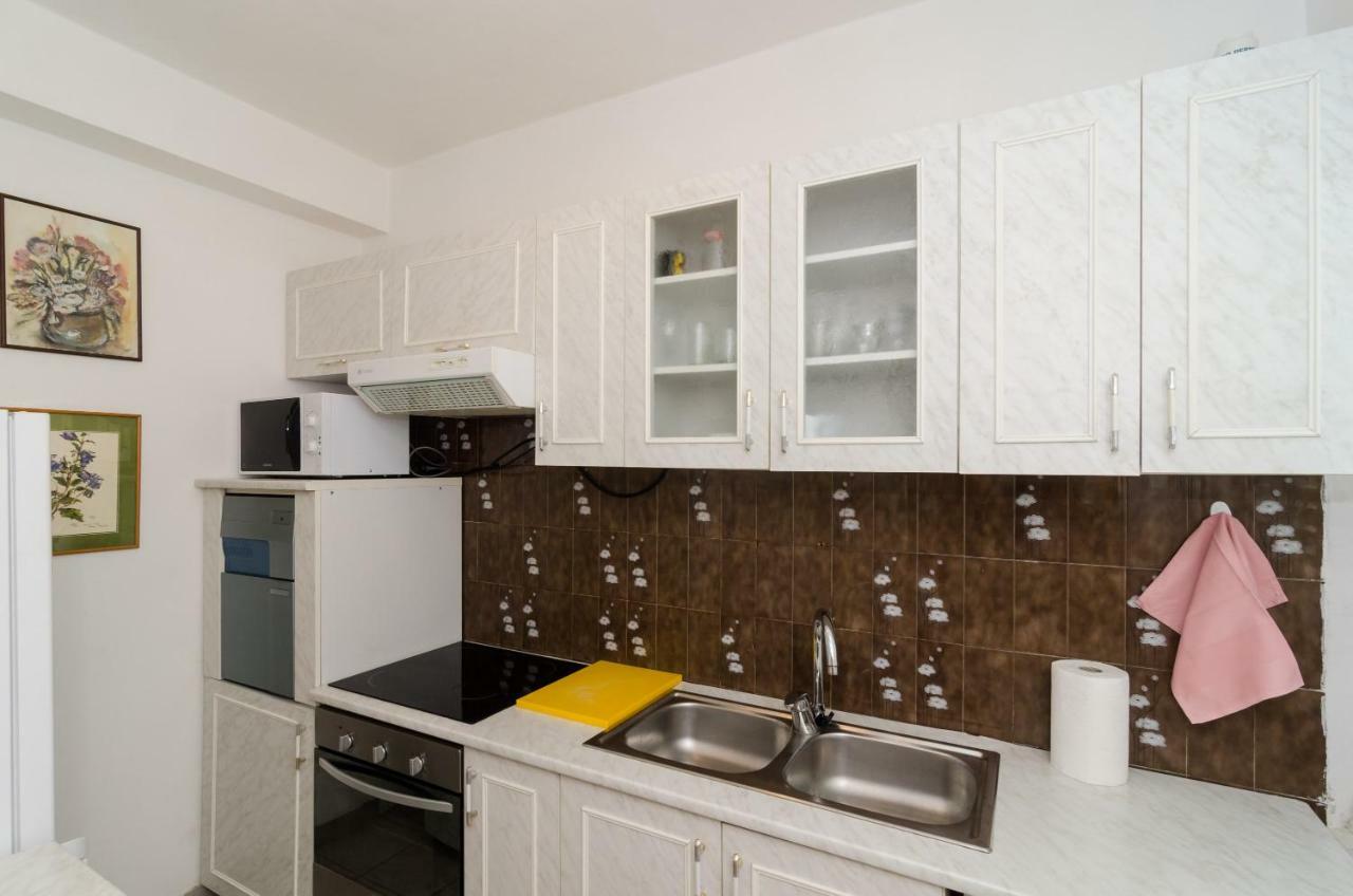 Wisteria Apartment Дубровник Екстериор снимка